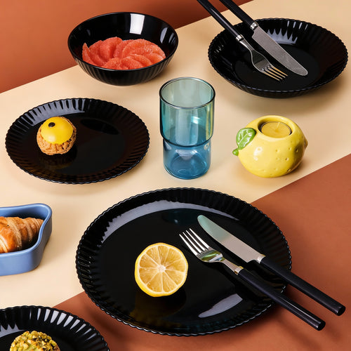 Assiette creuse noire 20 cm Bloom
